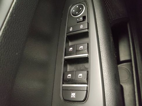 Used 2024 Kia Forte LXS image 27