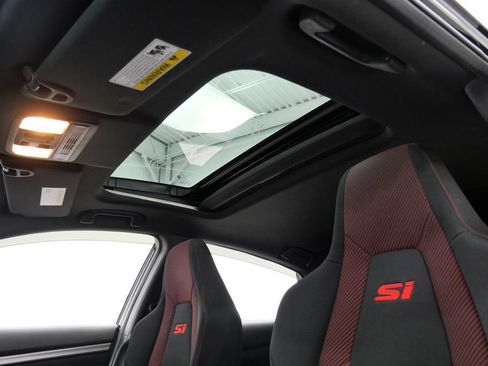 Used 2020 Honda Civic Si image 32