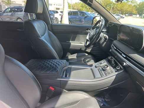 Used 2023 Hyundai Palisade Calligraphy image 56