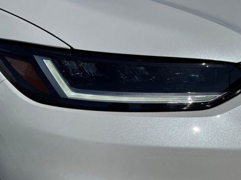 Used 2024 Honda HR-V LX image 12