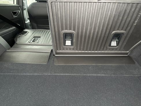 New 2026 Subaru Outback Limited XT AWD/4WD image 17