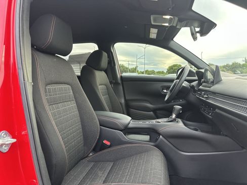 Used 2025 Honda HR-V Sport image 23