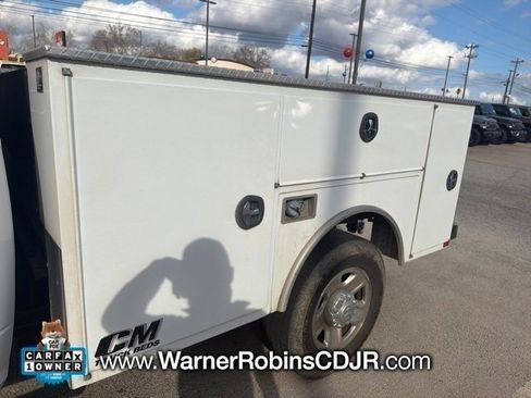 Used 2021 RAM 2500 Tradesman w/ Chrome Appearance Group image 6