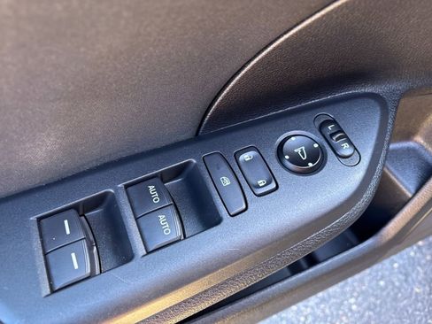 Used 2019 Honda Civic EX image 13