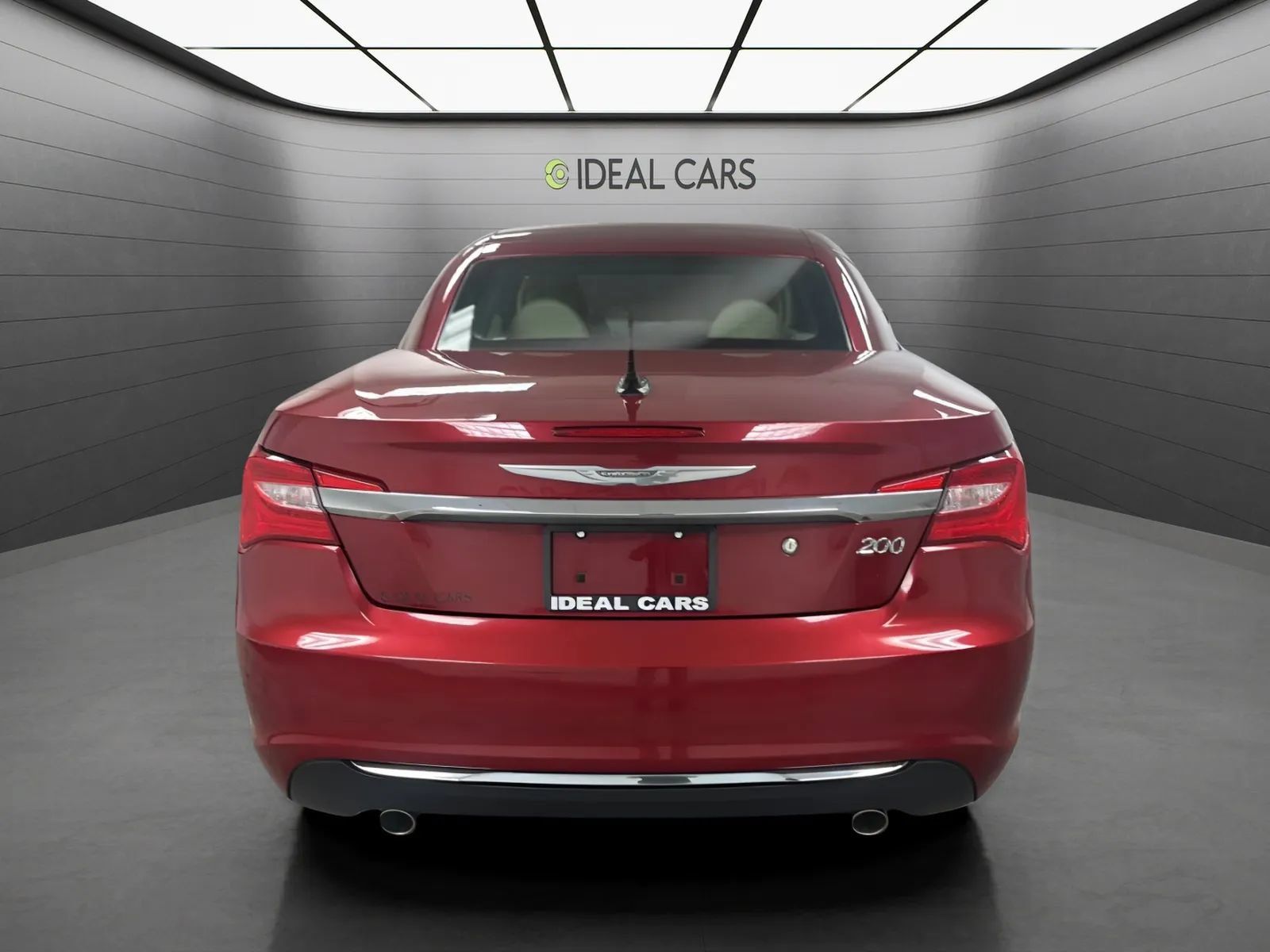 Used 2013 Chrysler 200 Limited FWD image 6