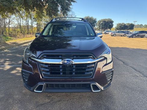 Used 2023 Subaru Ascent Touring image 2