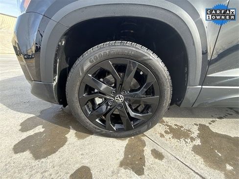Used 2022 Volkswagen Taos SE image 10