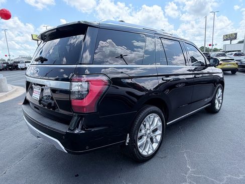 Used 2019 Ford Expedition Platinum RWD image 6