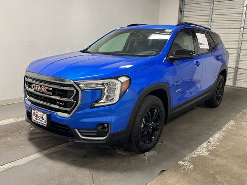 Used 2024 GMC Terrain AT4 w/ Tech Package image 8