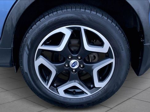 Used 2018 Subaru Crosstrek 2.0i Limited image 11