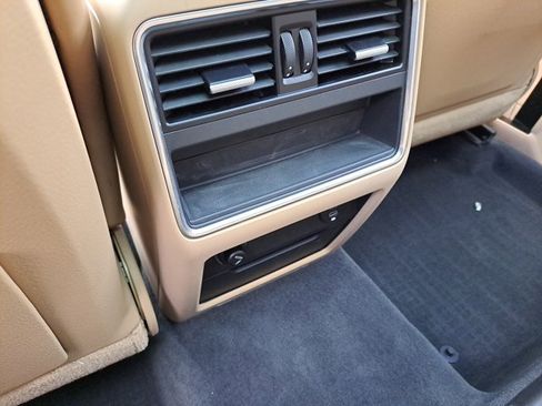 Certified 2022 Porsche Cayenne image 18