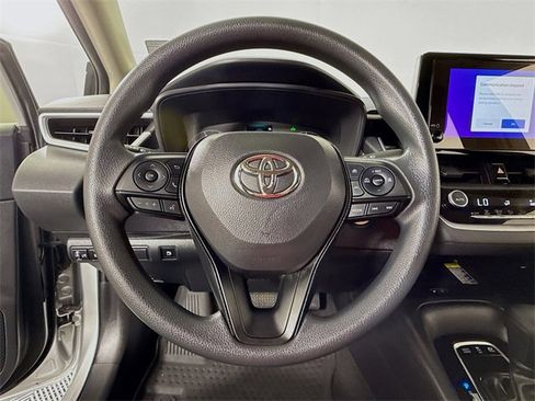 Certified 2025 Toyota Corolla LE image 11