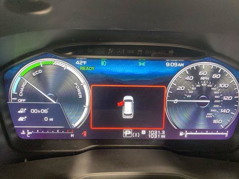 Used 2025 Subaru Forester Limited AWD/4WD image 18