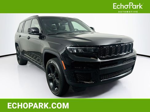 Used 2023 Jeep Grand Cherokee L Laredo AWD/4WD image 1