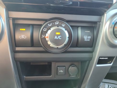 Used 2022 Toyota 4Runner TRD Sport AWD/4WD image 19