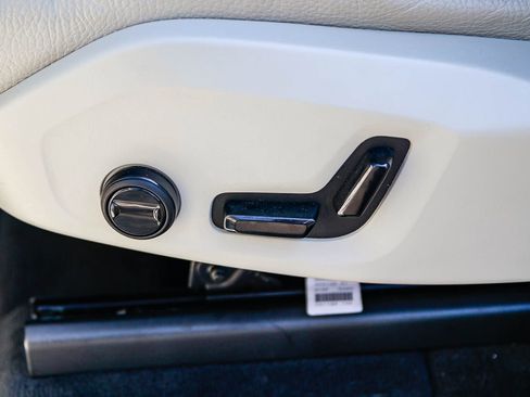 Used 2023 Volvo XC90 B5 Core image 23