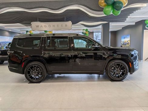 New 2026 Jeep Grand Wagoneer Summit w/ Premium Group III AWD/4WD image 9
