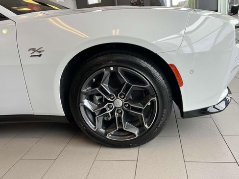 New 2024 Dodge Charger R/T w/ Plus Group image 6
