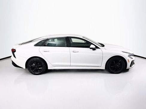 New 2025 Kia K5 LXS image 4