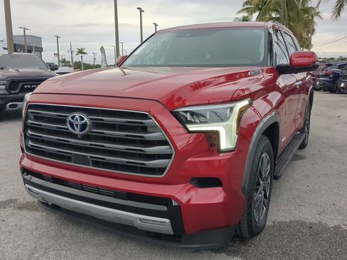 Used 2023 Toyota Sequoia Limited image 9