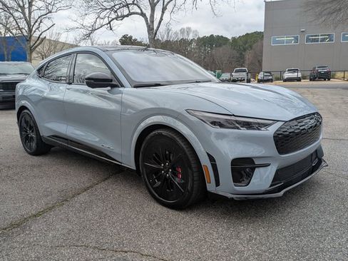 New 2026 Ford Mustang Mach-E GT image 32