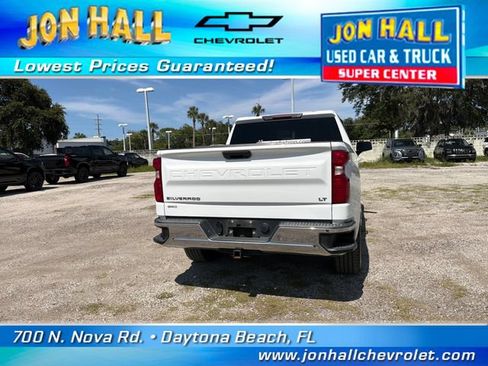 Used 2020 Chevrolet Silverado 1500 LT AWD/4WD image 9