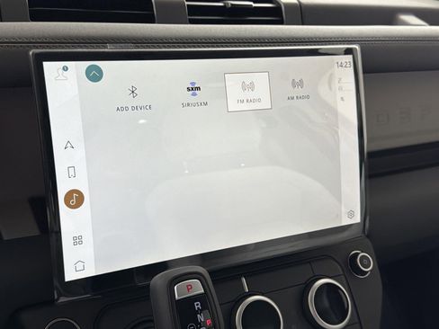 New 2026 Land Rover Defender 110 X-Dynamic SE image 17