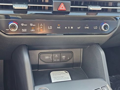 New 2026 Kia Sportage EX AWD/4WD image 14
