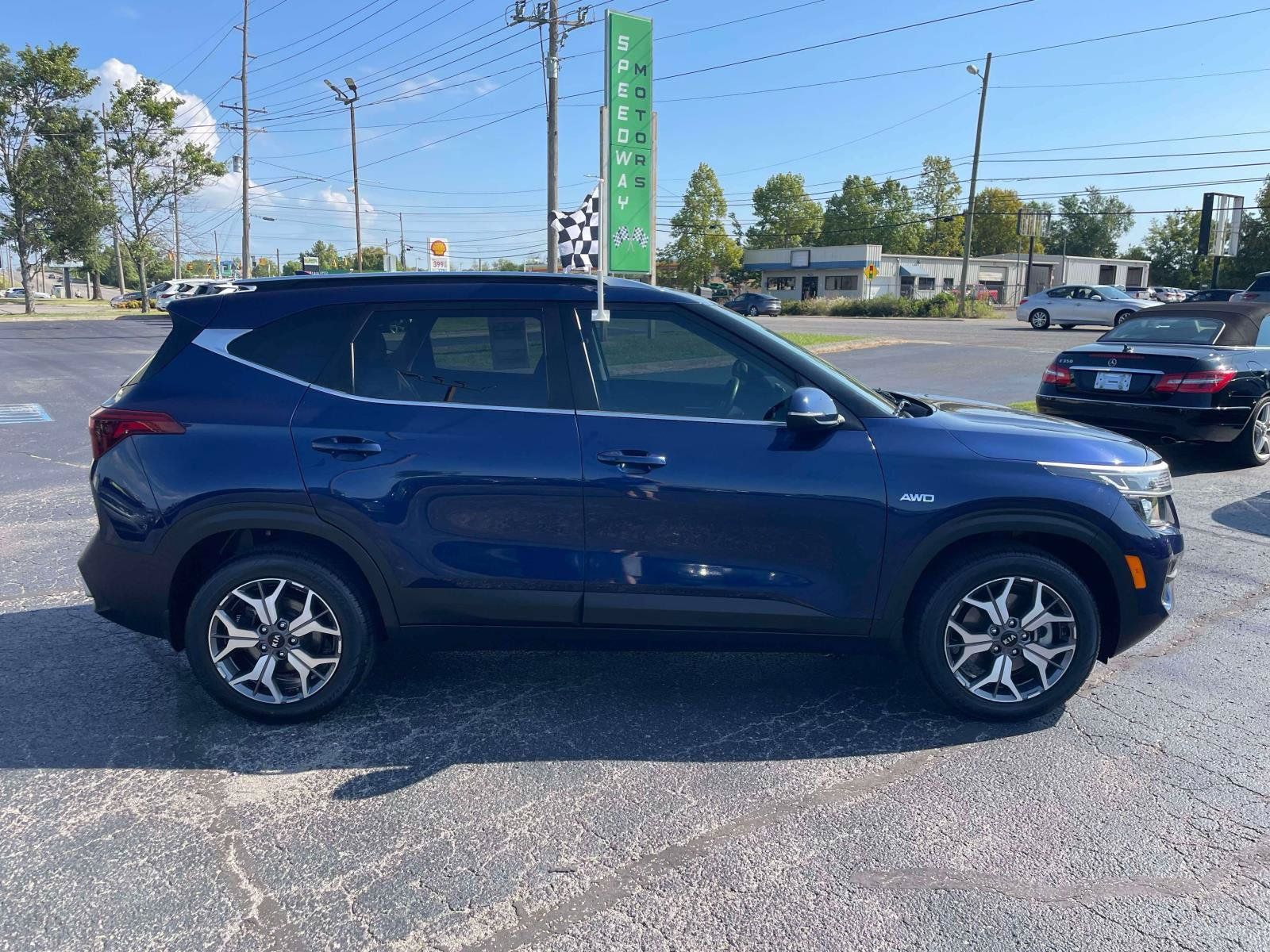 Used 2021 Kia Seltos EX AWD/4WD image 10