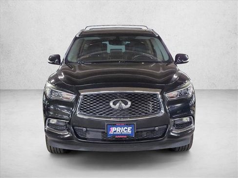 Used 2020 INFINITI QX60 Luxe w/ Sensory Package FWD image 2