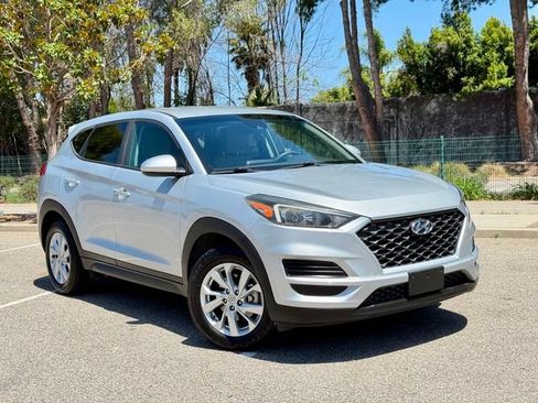 Used 2019 Hyundai Tucson SE w/ Cargo Package FWD image 3