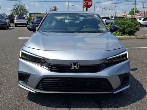Used 2023 Honda Civic Sport image 2