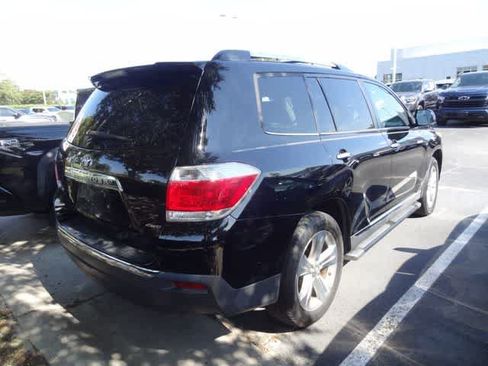 Used 2013 Toyota Highlander Limited AWD/4WD image 4