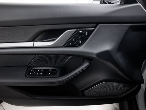 Certified 2025 Porsche Taycan 4S image 20