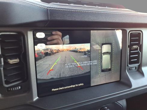 New 2025 Ford Bronco Badlands image 24