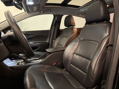 Used 2023 Chevrolet Malibu LT w/ Driver Confidence Package image 5