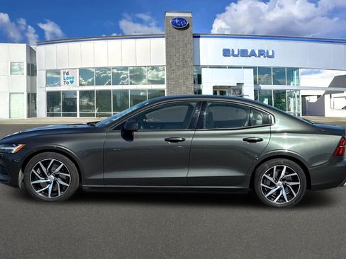 Used 2019 Volvo S60 T6 Momentum w/ Premium Package AWD/4WD image 9