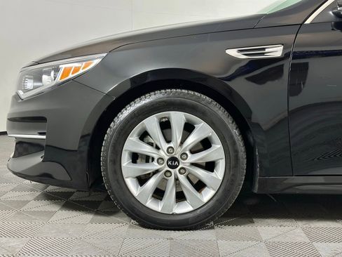 Used 2018 Kia Optima EX w/ Premium Package image 8