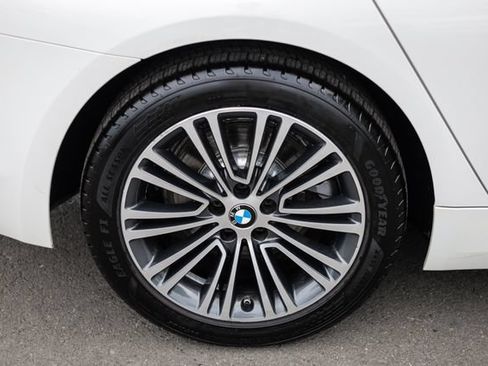 Used 2017 BMW 530i xDrive AWD/4WD image 21