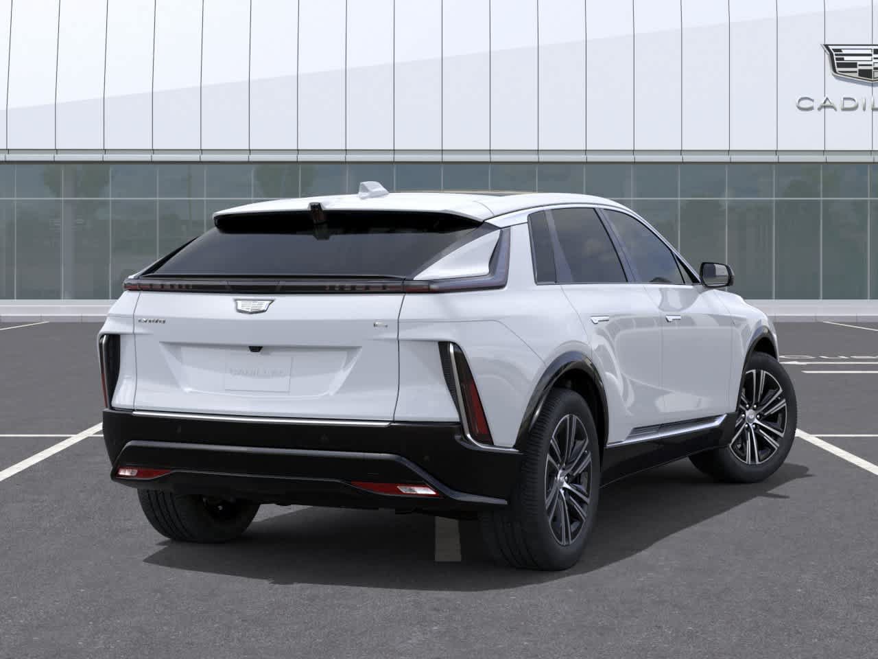 Used 2027 Cadillac Lyriq Luxury w/ LPO, Floor Liner Package AWD/4WD image 5