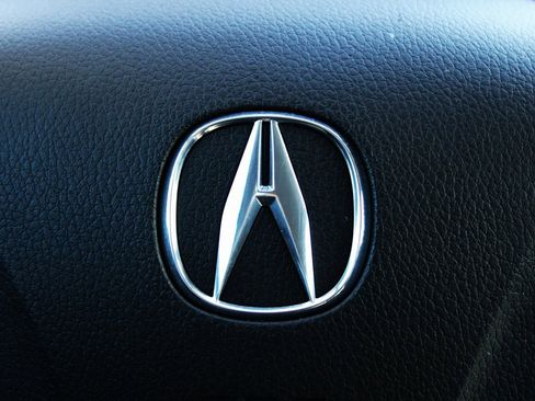 Used 2017 Acura TLX image 26