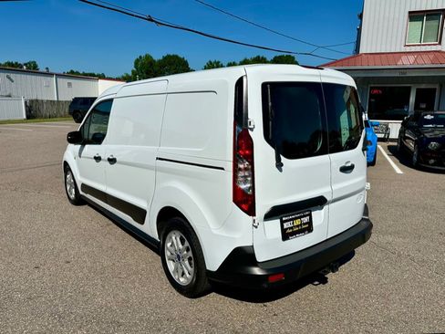 Used 2022 Ford Transit Connect XLT FWD image 10
