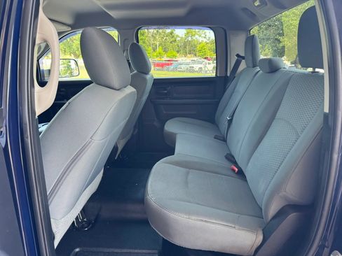 Used 2016 RAM 2500 Tradesman w/ Chrome Appearance Group AWD/4WD image 14