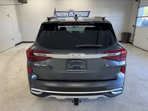 Used 2023 Kia Seltos S AWD/4WD image 5