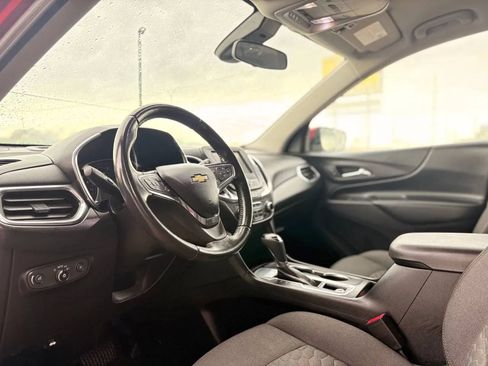 Used 2020 Chevrolet Equinox LT FWD image 20