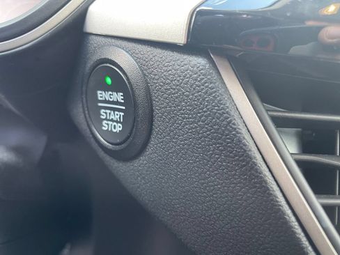 Used 2021 Ford Escape SE w/ Convenience Package AWD/4WD image 19