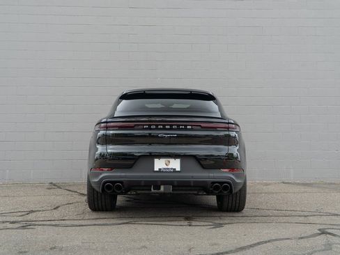 New 2026 Porsche Cayenne Coupe image 6