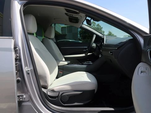 Used 2021 Hyundai Sonata SEL FWD image 24