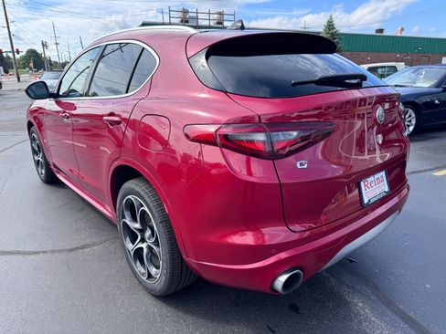 Used 2020 Alfa Romeo Stelvio Ti Lusso AWD/4WD image 9