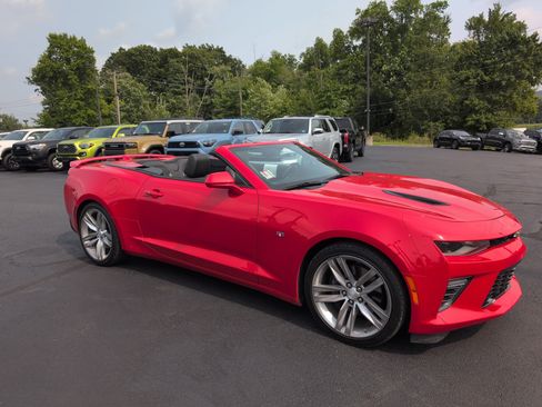 Used 2016 Chevrolet Camaro SS RWD image 32